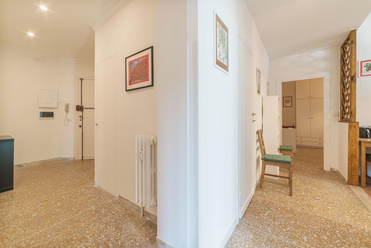 Red & White Vatican Apartment Roma Exterior foto